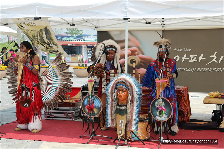 영혼을 뒤흔드는 울림에 힐링이 절로, 에콰도르 인디언 민속공연