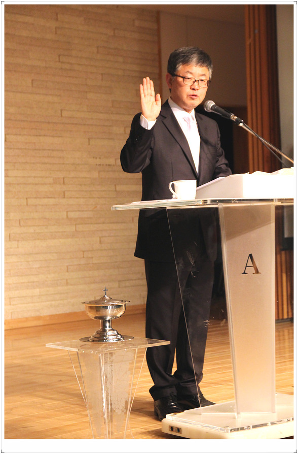 2125CF34548376A727E609