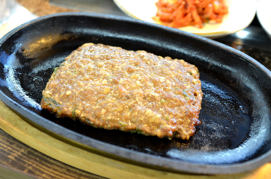 떡갈비칼국수 이미지
