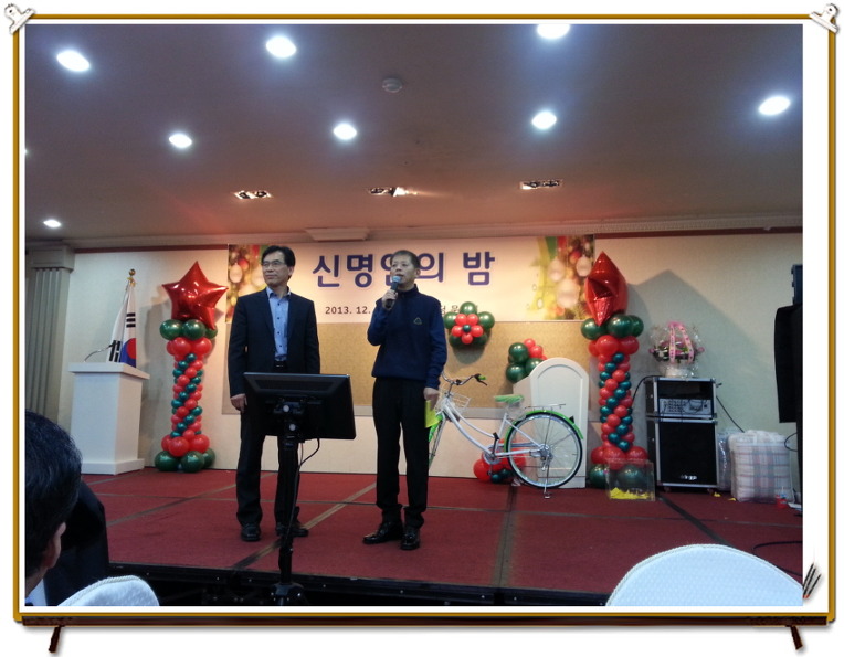 220F4E5052B6B3411CD03C