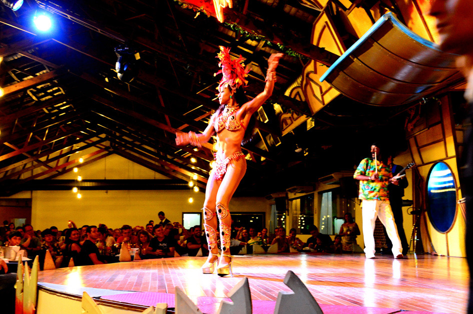 이과수에서 본 삼바 쇼 Rafain Churrascaria Show~