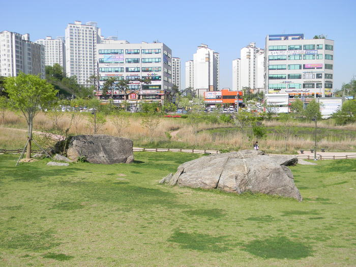 오산 금암리지석묘군 (고인돌공원)