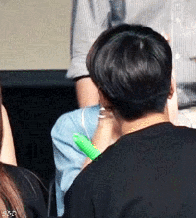 걸그룹 팬싸인회에 가면 볼수있는것.gif | 인스티즈