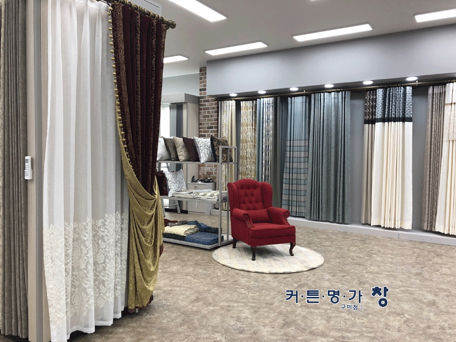구미커튼 구미블라인드 구미형상기억커튼 선산노블리안 작은방에 암막콤비 설치한 모습 구미커튼명가 창 구미점
